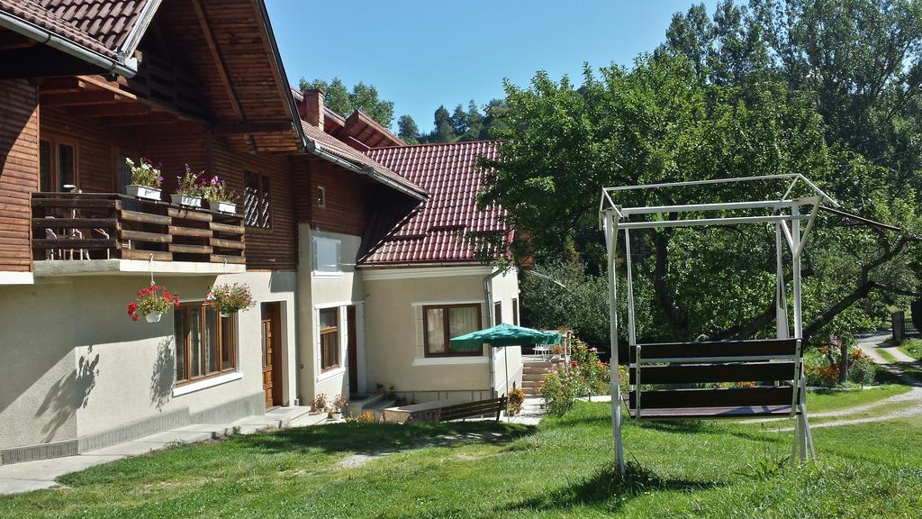 Pensiunea Laura Bran (Brasov) Exterior foto